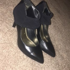 Impo Cute pointy toe shoes